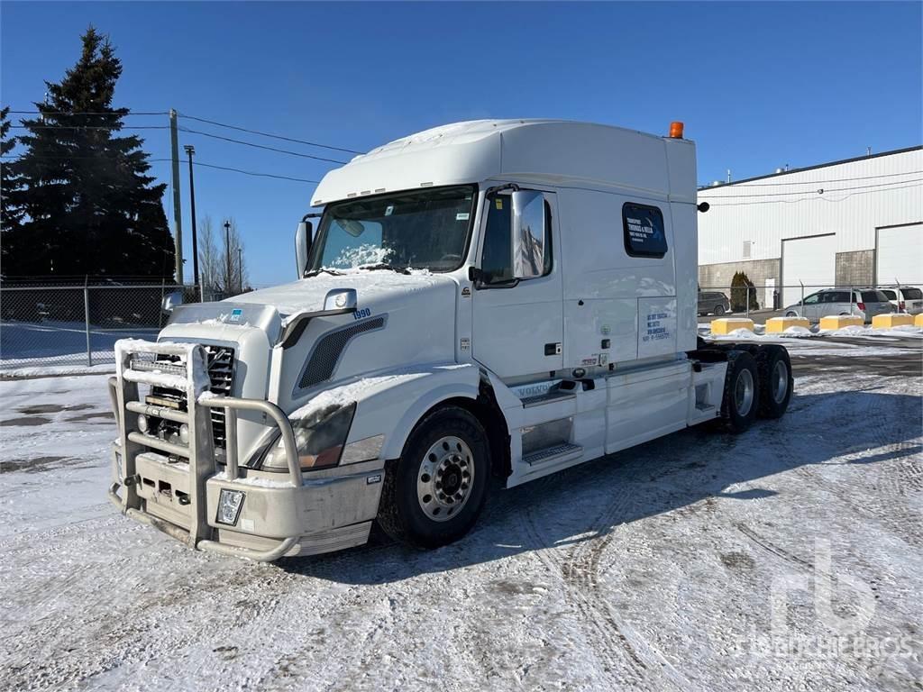 Volvo VNL Autotractoare