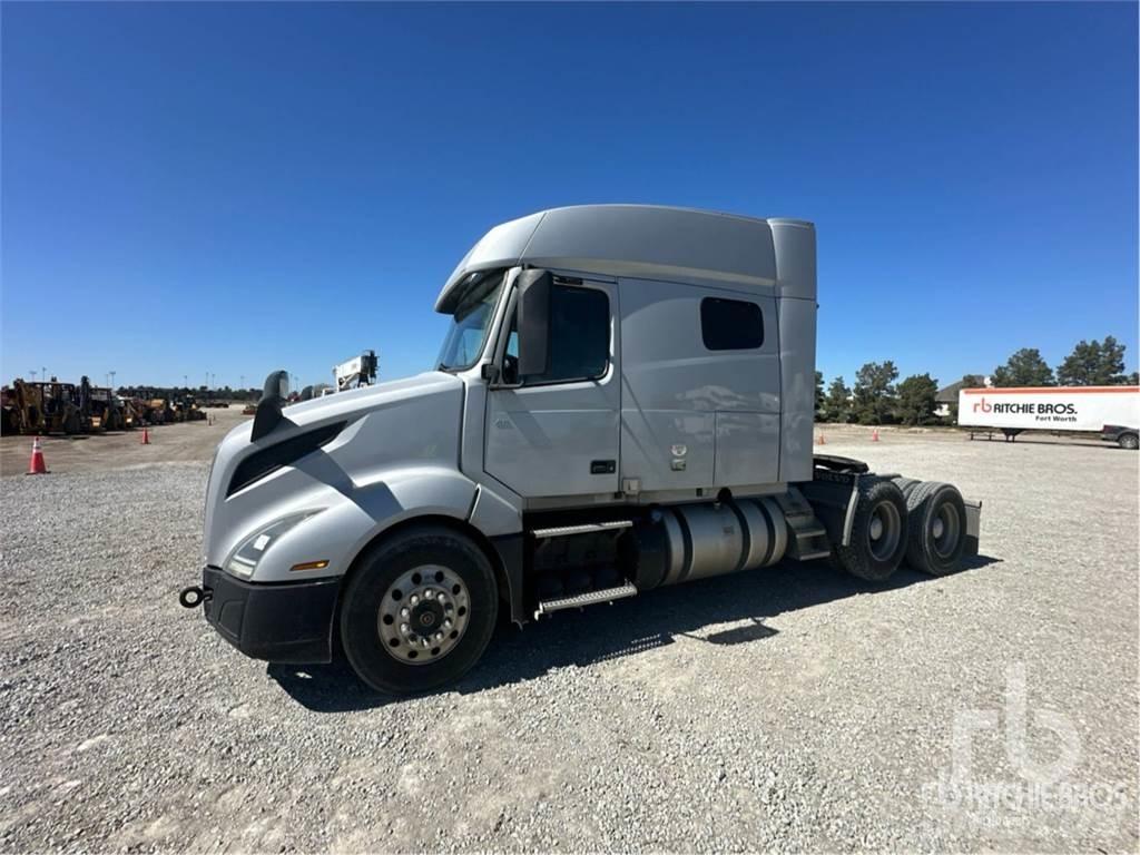 Volvo VNL Autotractoare