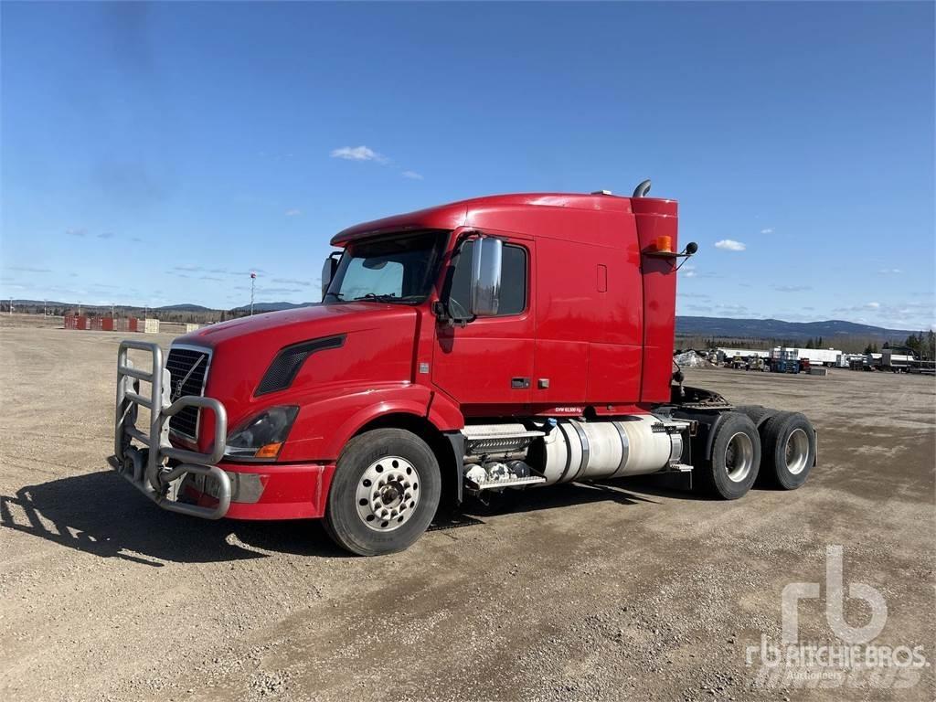 Volvo VNL Autotractoare
