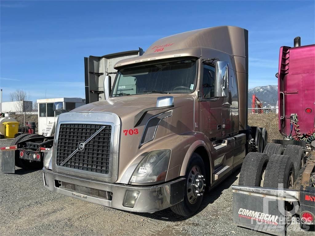 Volvo VNL Autotractoare