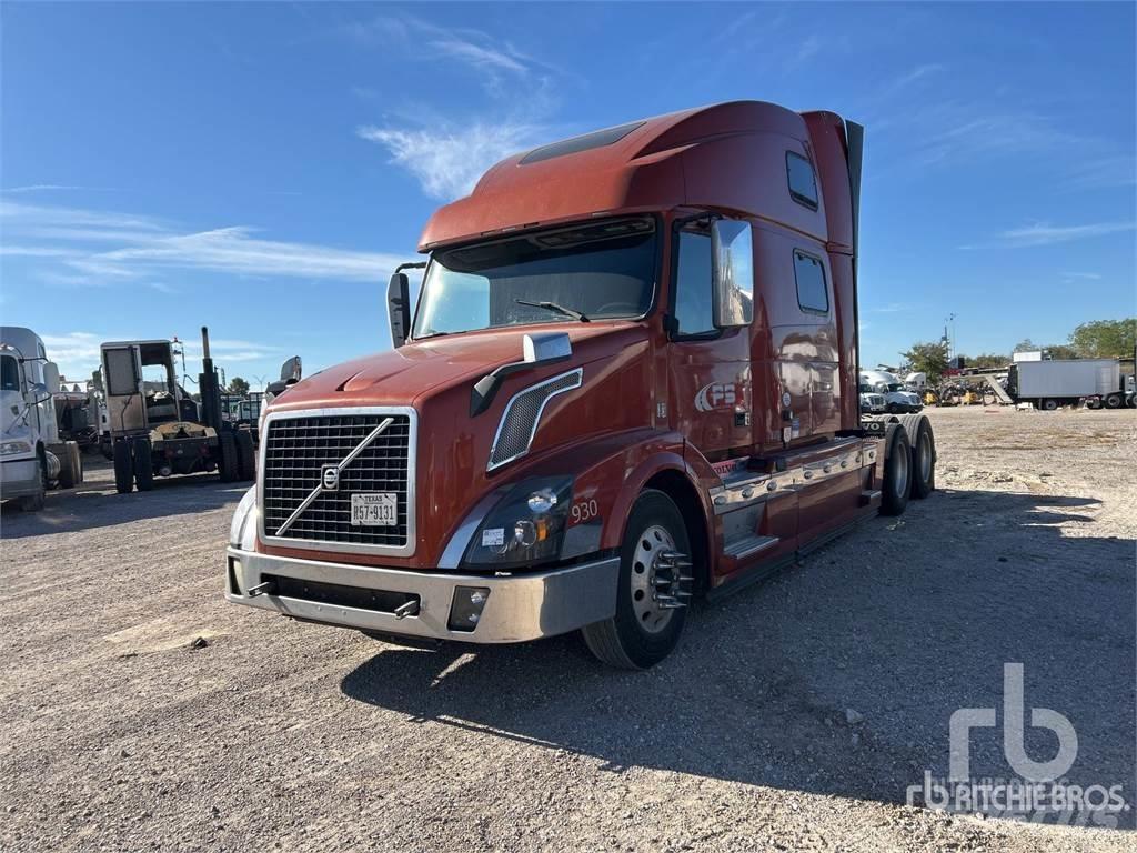 Volvo VNL Autotractoare