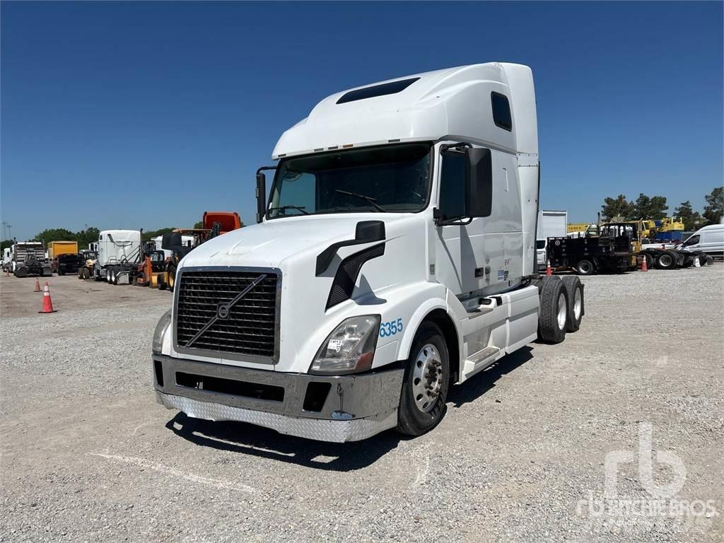 Volvo VNL Autotractoare