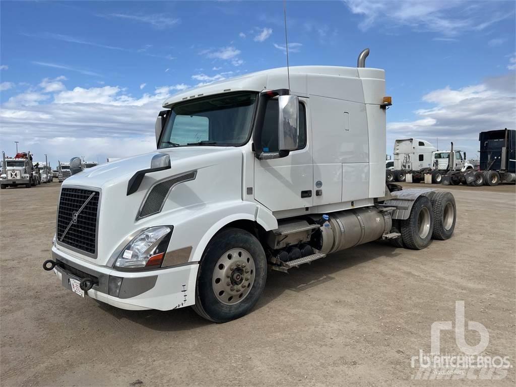 Volvo VNL Autotractoare