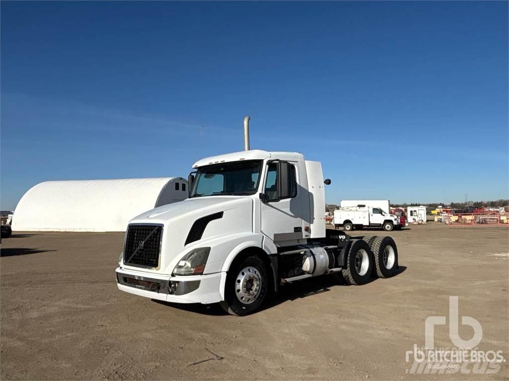 Volvo VNL Autotractoare