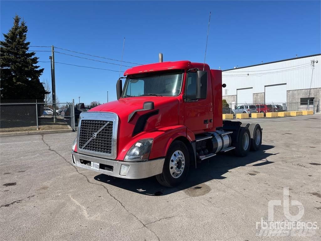 Volvo VNL Autotractoare