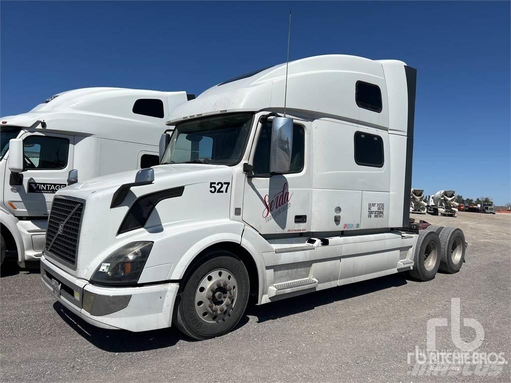Volvo VNL Autotractoare