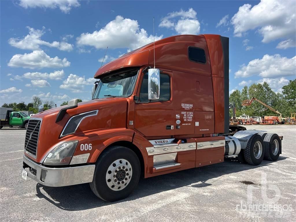Volvo VNL Autotractoare