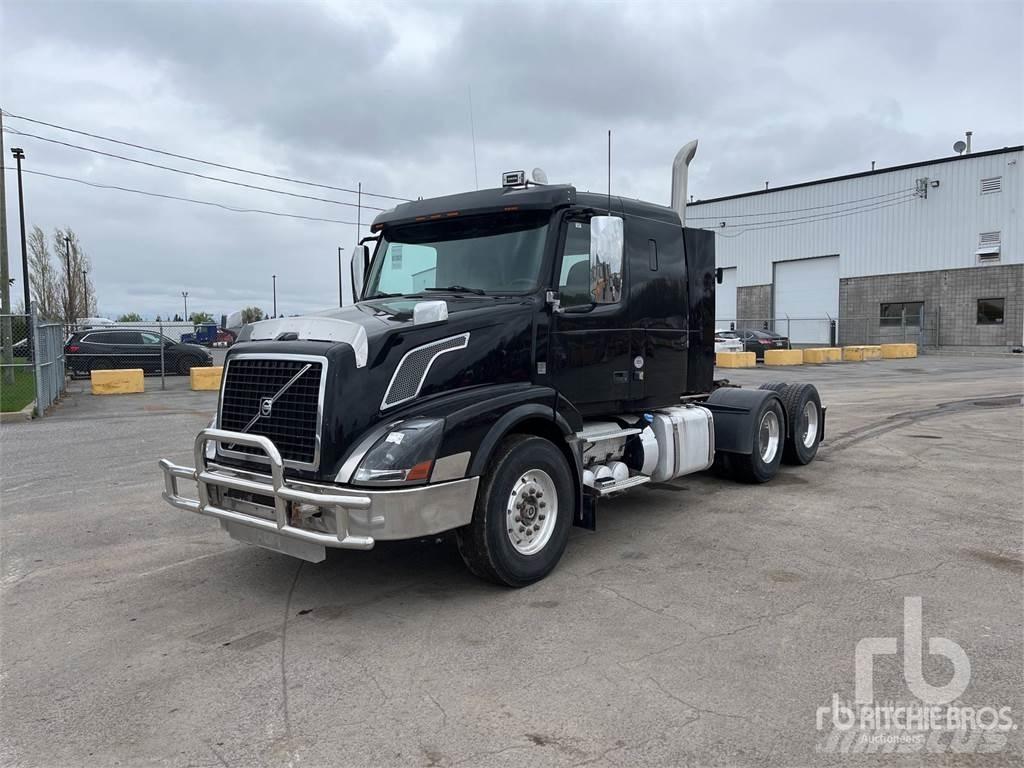 Volvo VNL Autotractoare