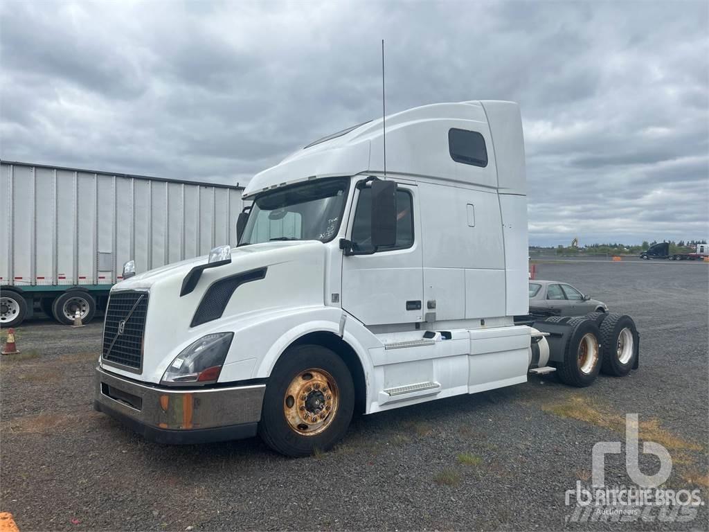 Volvo VNL Autotractoare