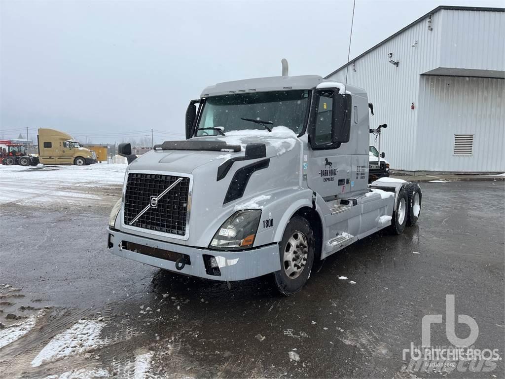 Volvo VNL Autotractoare