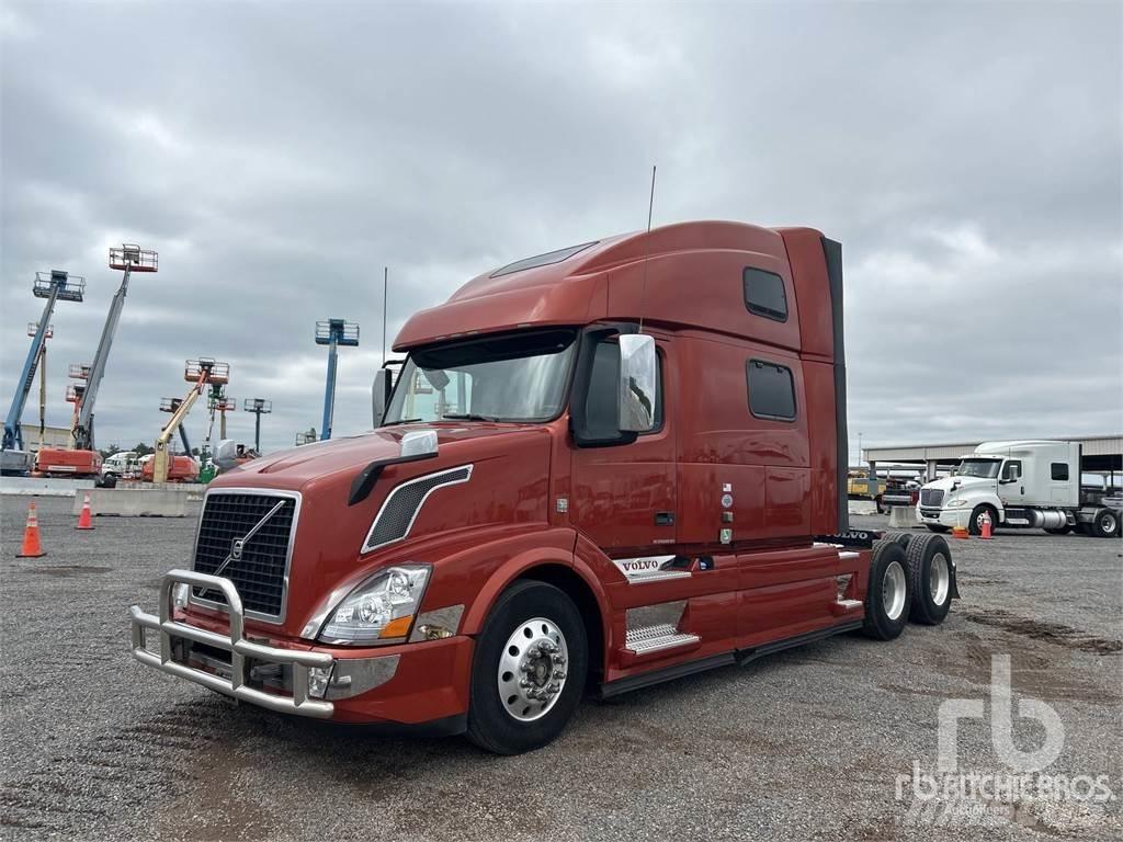 Volvo VNL Autotractoare