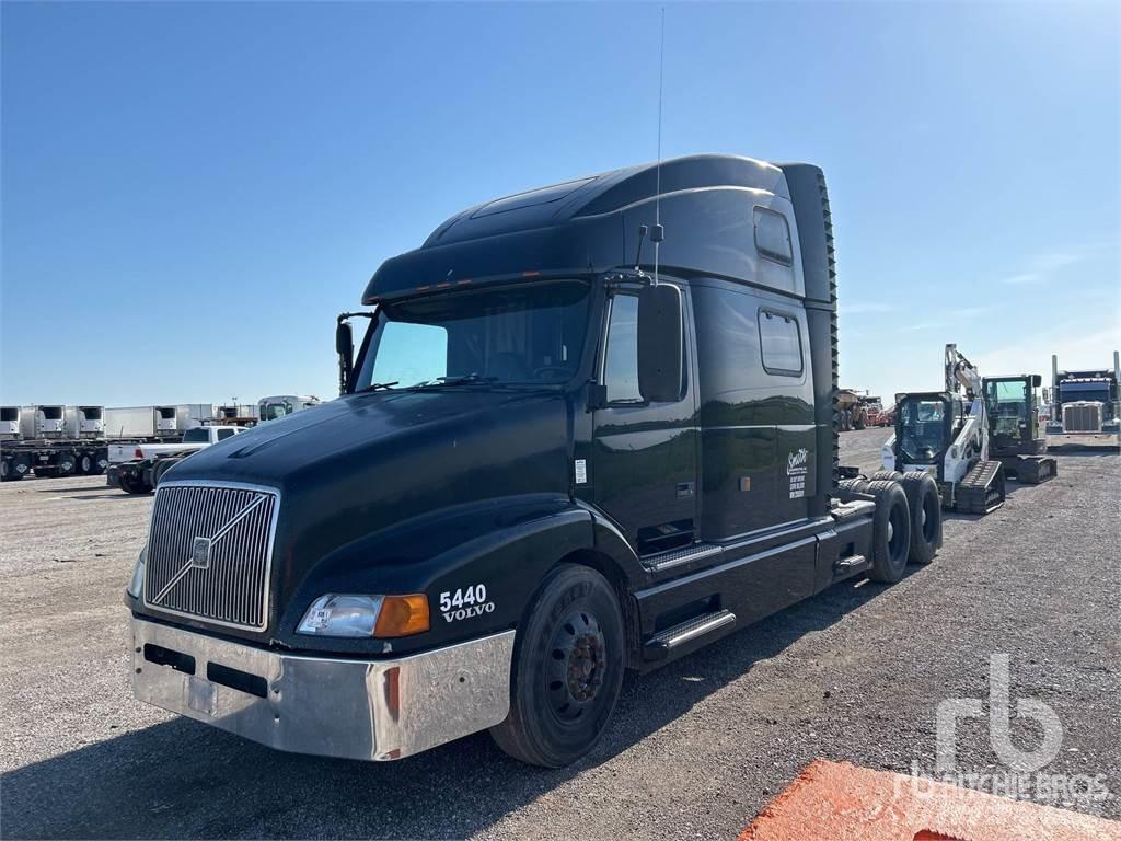 Volvo VNL 780 Autotractoare