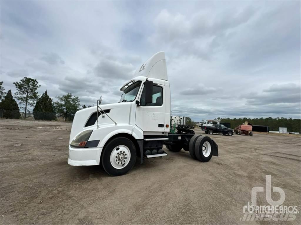 Volvo VNL300 Autotractoare
