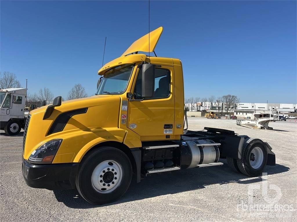 Volvo VNL42300 Autotractoare