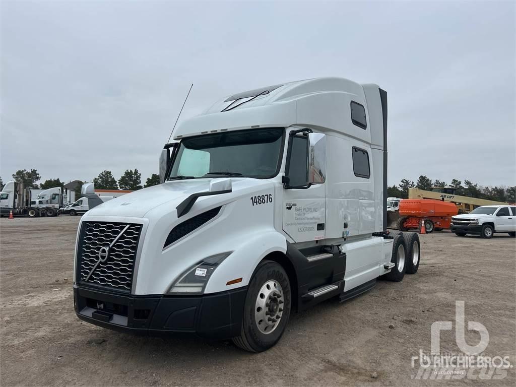 Volvo VNL670 Autotractoare