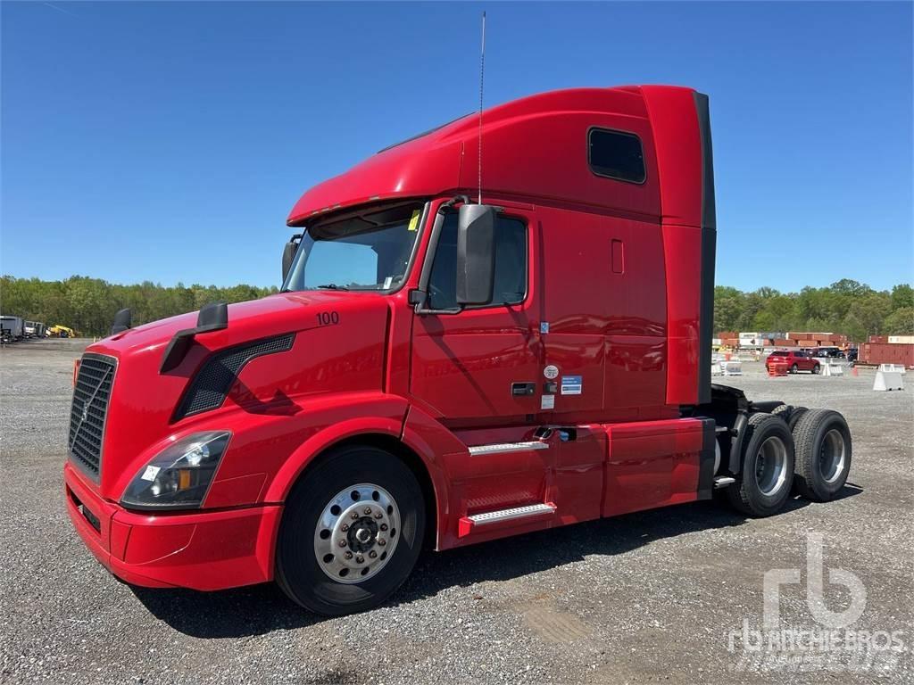 Volvo VNL670 Autotractoare