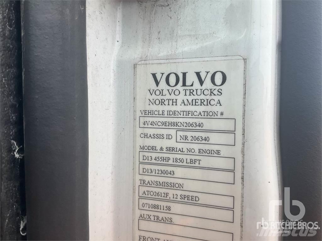 Volvo VNL760 Autotractoare