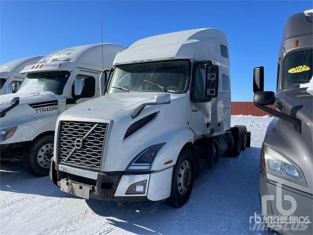 Volvo VNL760 Autotractoare