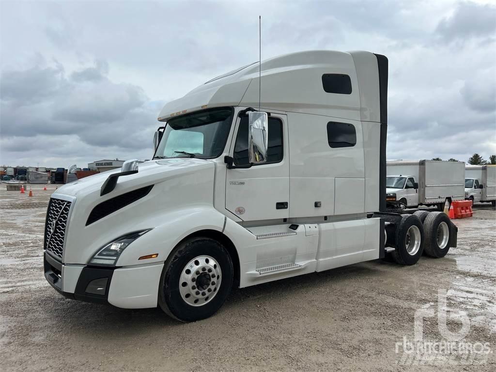 Volvo VNL760 Autotractoare