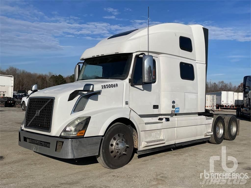 Volvo VNL780 Autotractoare