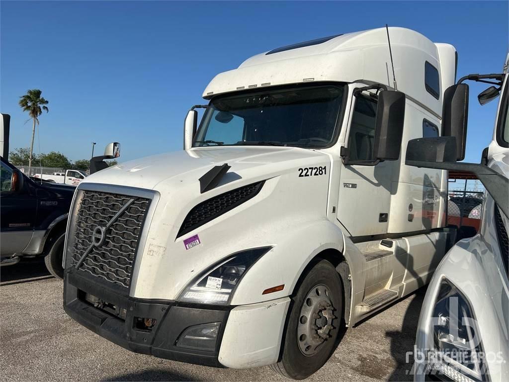 Volvo VNL860 Autotractoare