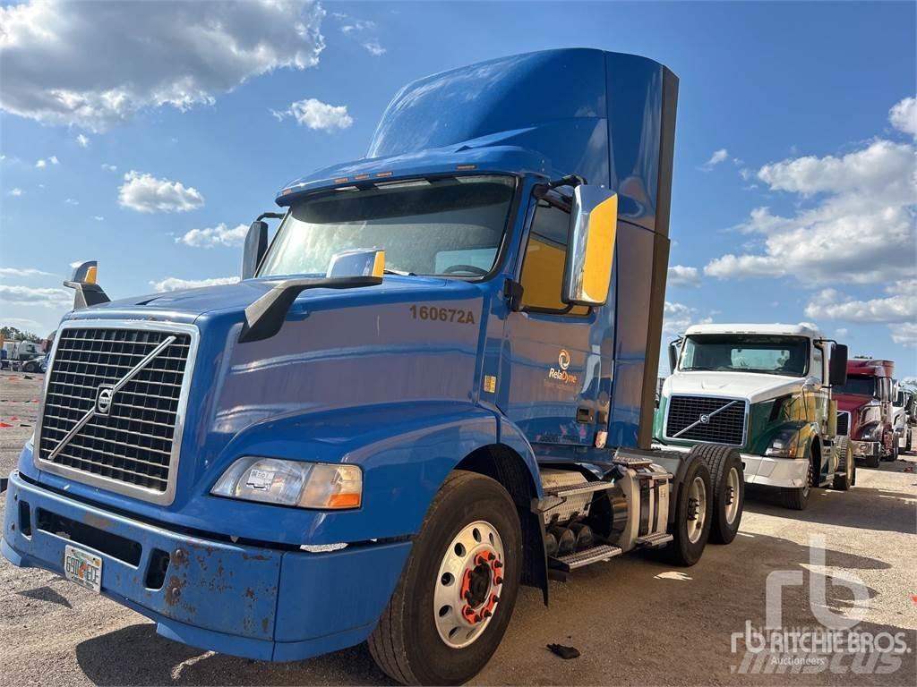 Volvo VNM200 Autotractoare