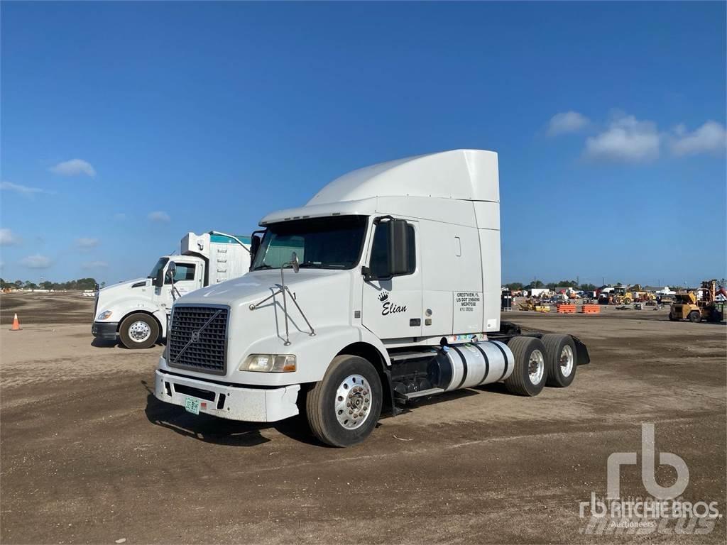 Volvo VNM630 Autotractoare
