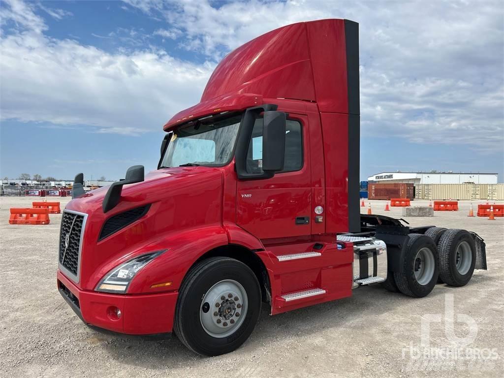Volvo VNR Autotractoare