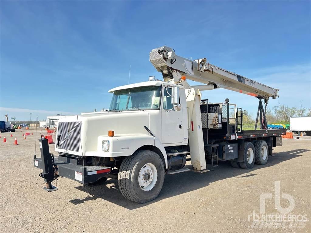 Volvo WG Camioane cu macara