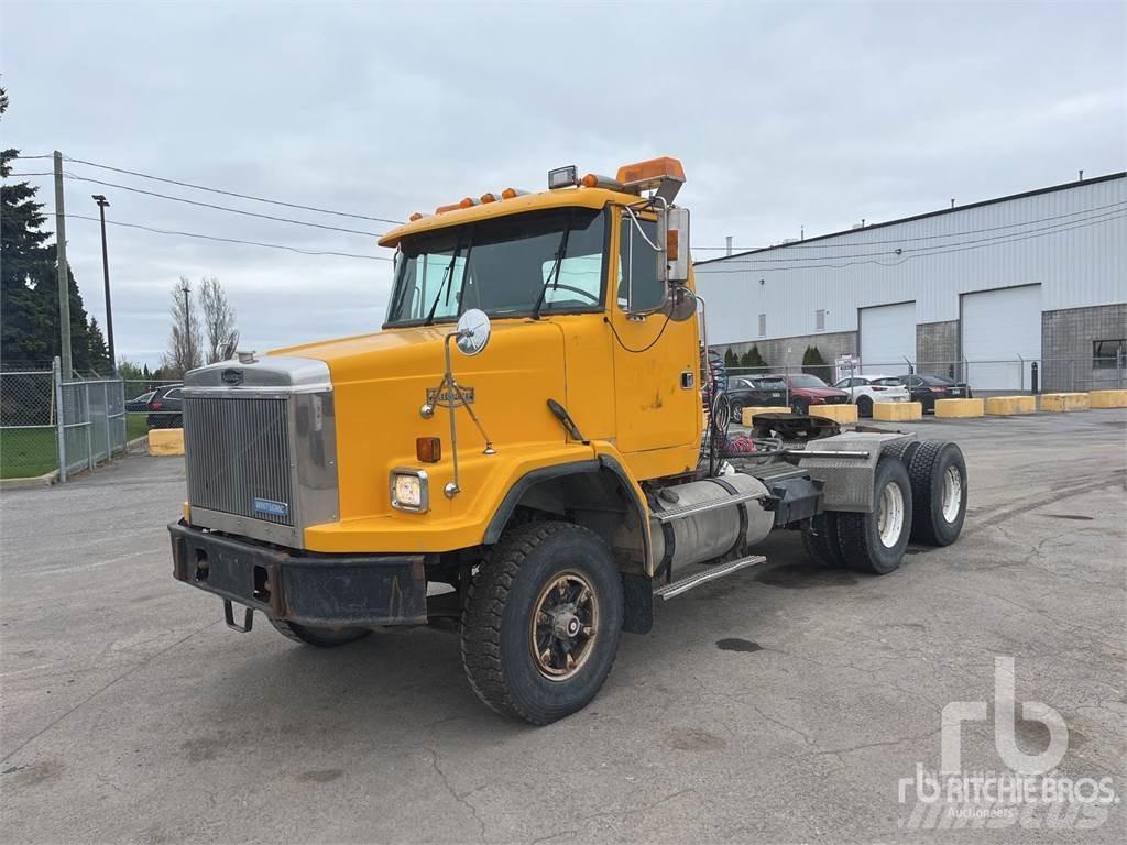 White/GMC ACL Autotractoare