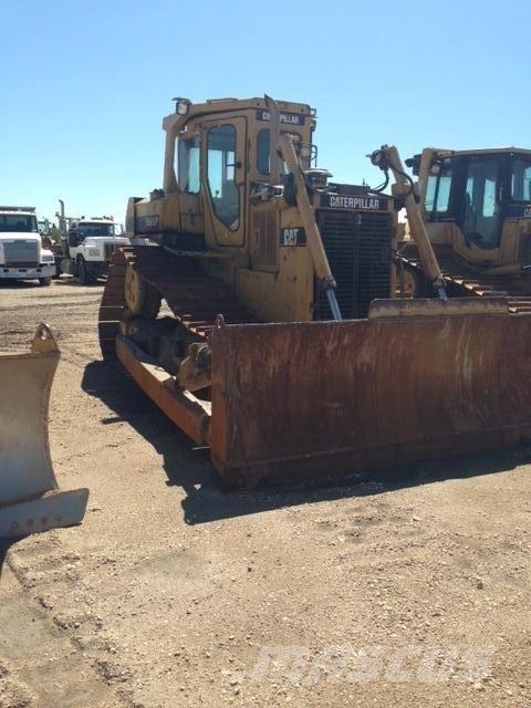 CAT D6H Buldozere pe senile