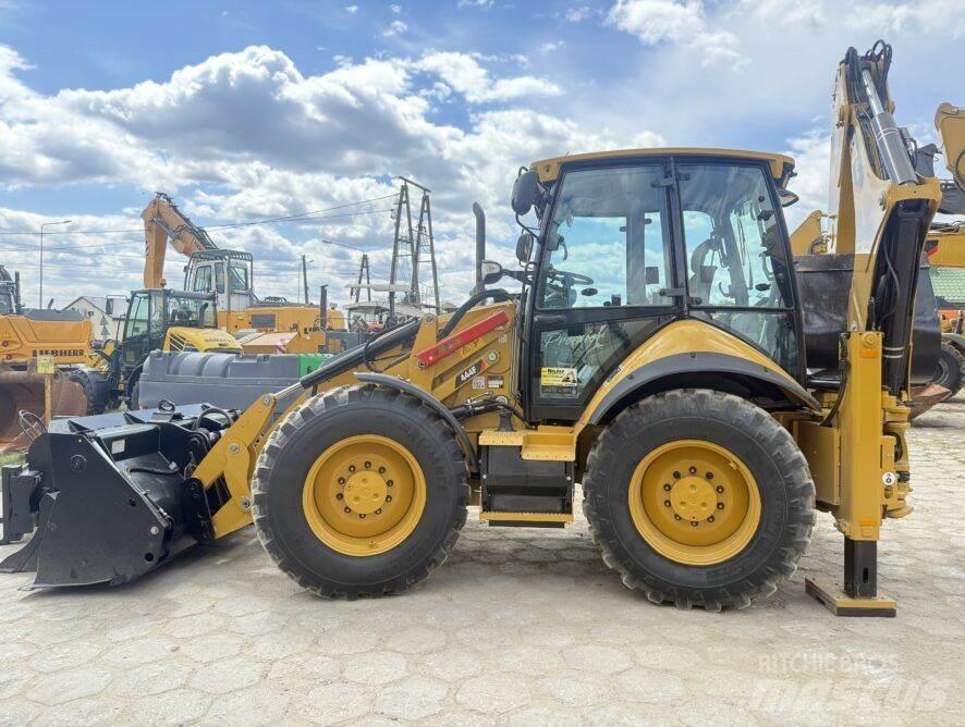 CAT 444F Buldoexcavatoare