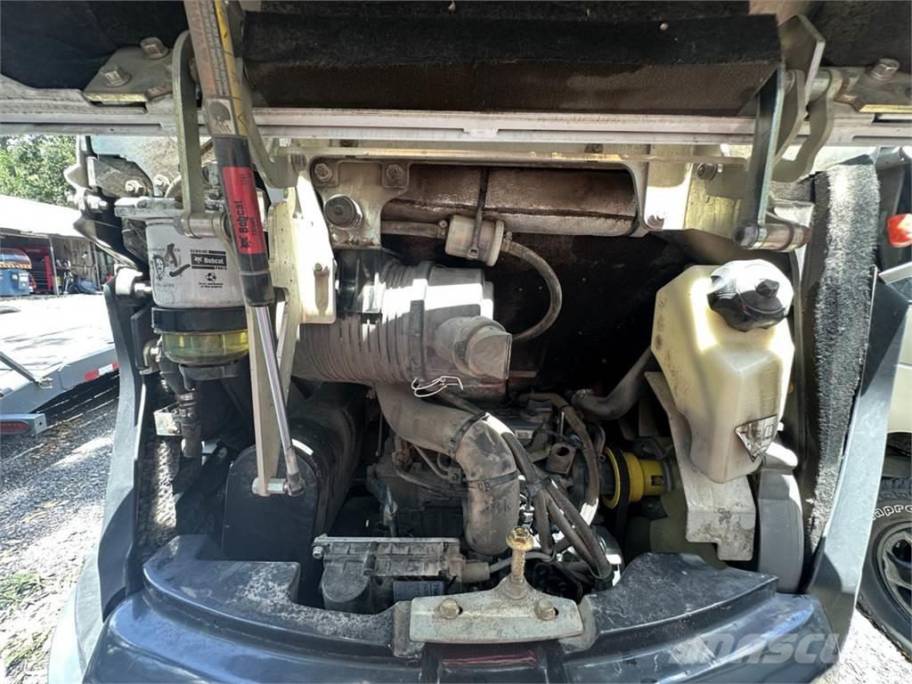 Bobcat E26 Excavatoare 7t - 12t