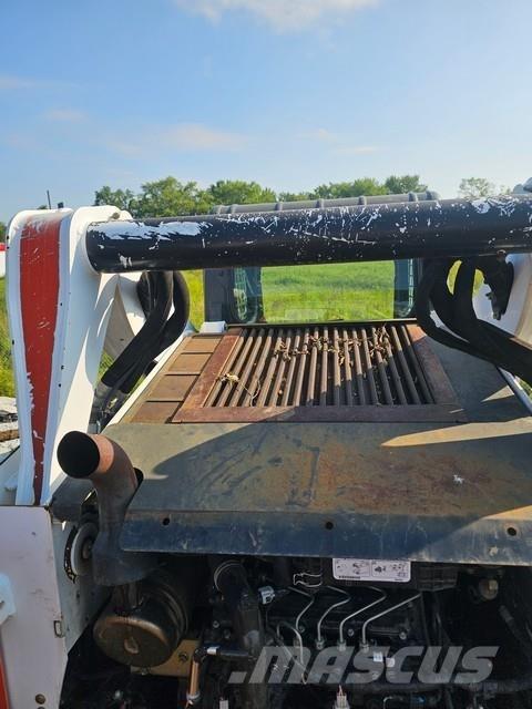 Bobcat T650 Încarcatoare cu excavator