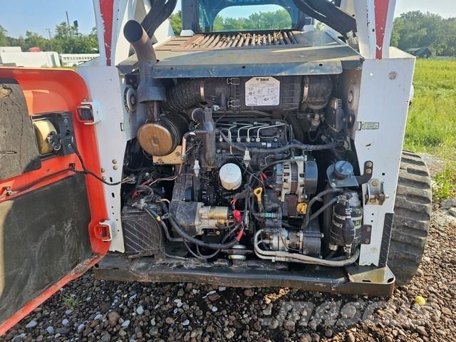 Bobcat T650 Încarcatoare cu excavator
