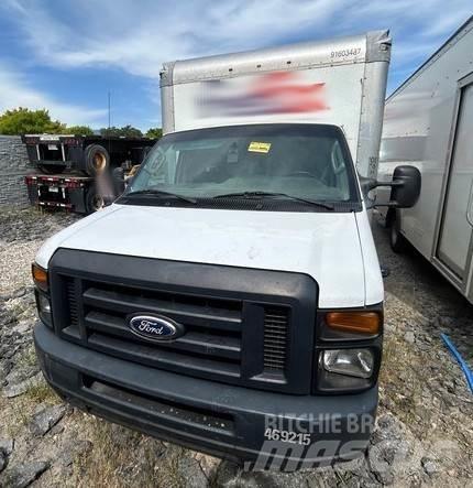 Ford E-350 Autocamioane