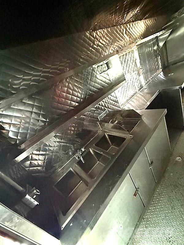 Ford E-350 Autocamioane