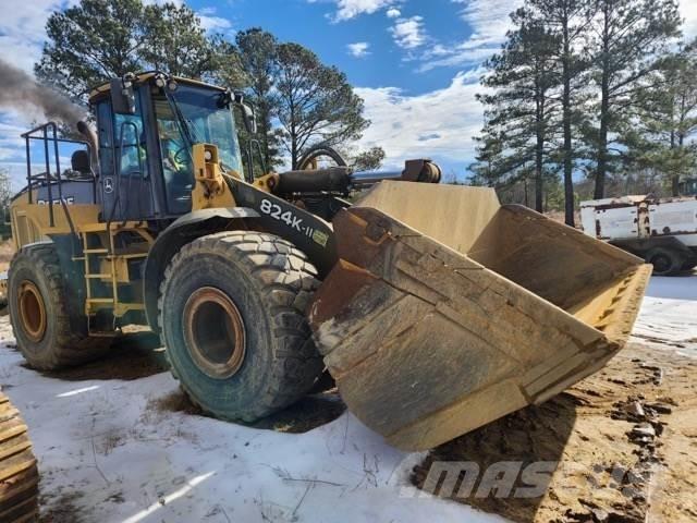 John Deere 824K Incarcator pe pneuri