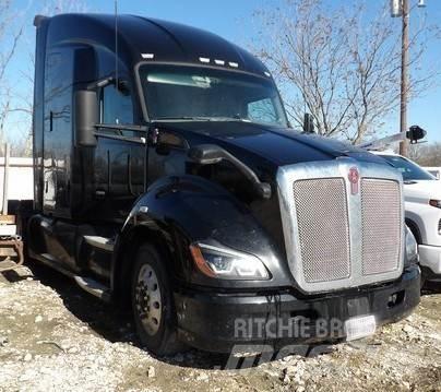 Kenworth T680 Autotractoare