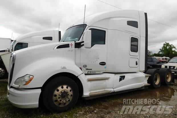 Kenworth T680 Autotractoare
