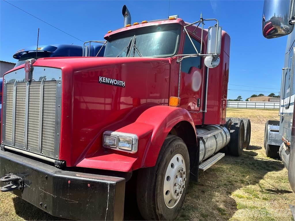 Kenworth T800 Autotractoare