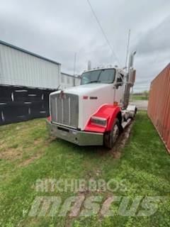 Kenworth T800W Autotractoare