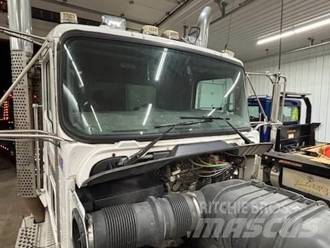 Kenworth T800W Autotractoare
