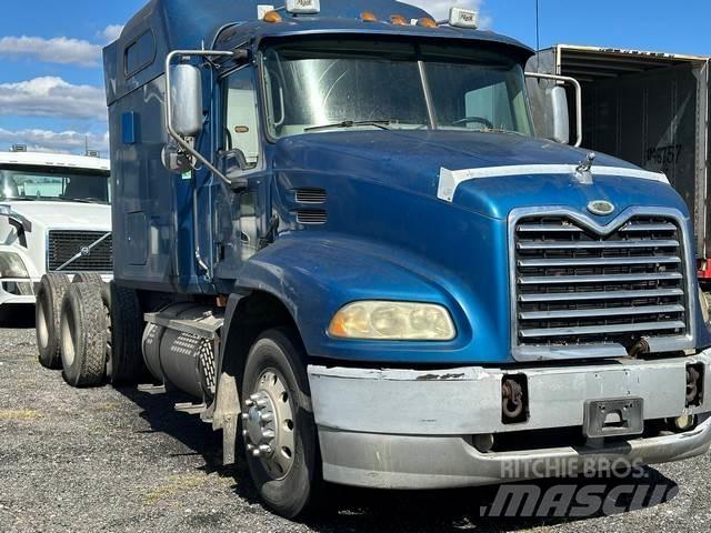 Mack CXN613 Autotractoare