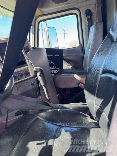 Mack CXU613 Autotractoare