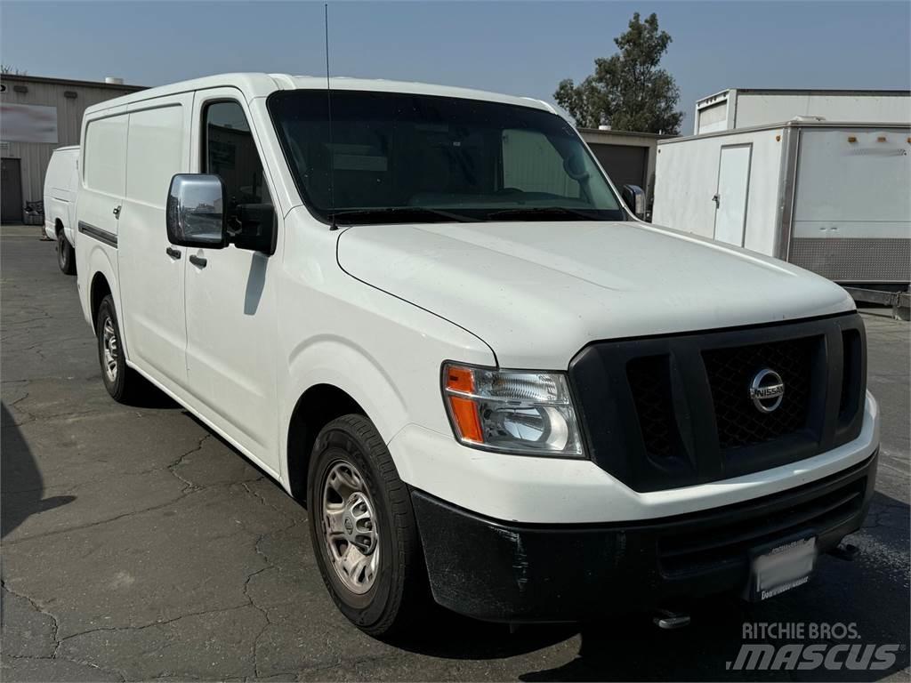 Nissan NV3500 HD Autoutilitara transoprt marfuri