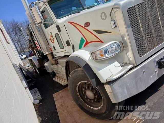 Peterbilt 367 Altele