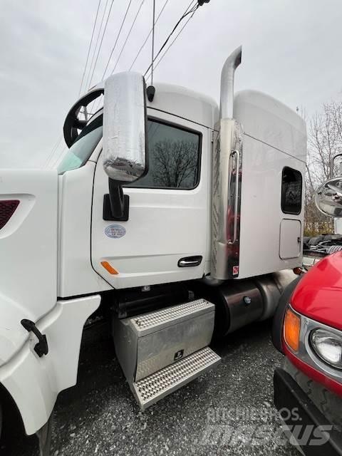 Peterbilt 567 Autotractoare