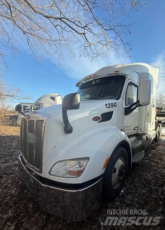 Peterbilt 579 Autotractoare