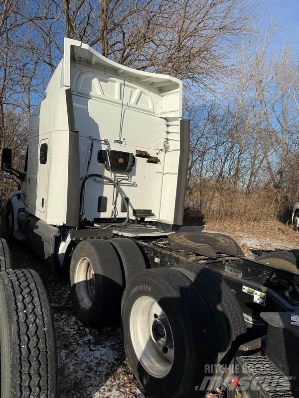 Peterbilt 579 Autotractoare